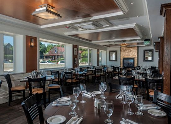 rhode-island/east-bay/restaurant/the-coast-guard-house-restaurant