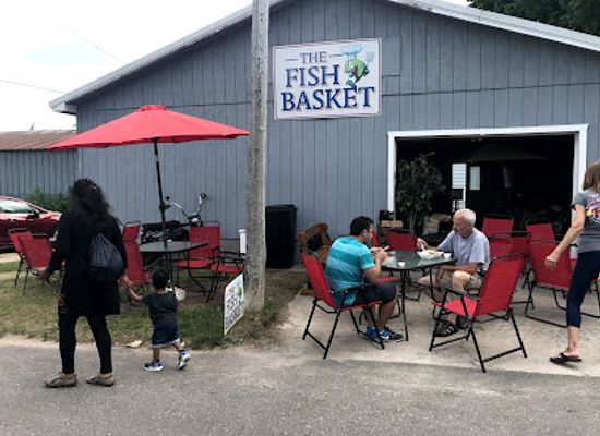michigan/lower-peninsula/restaurant/the-fish-basket