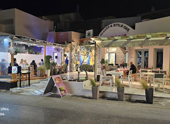 greece/santorini/fira/restaurant/theoni-s-restaurant