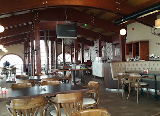 serbia/belgrade/zemun/restaurant/balkan-express