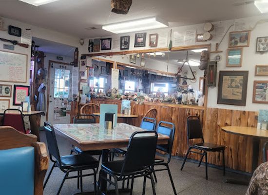missouri/stockton-lake/restaurant/squeeze-inn