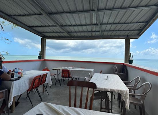 belize/toledo-district/restaurant/bayside-buffet