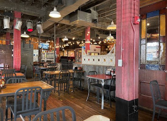 new-york/buffalo/downtown-buffalo/restaurant/dinosaur-bar-b-que