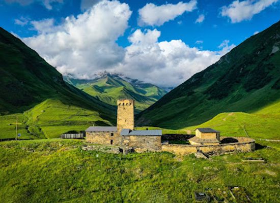 georgia/svaneti/restaurant/lamaria-church