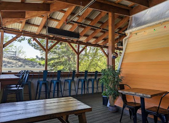 massachusetts/south-shore/restaurant/lenny-s-hideaway