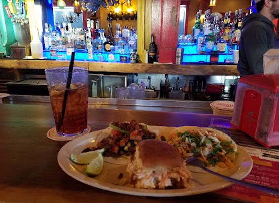 kansas/manhattan/restaurant/taco-lucha
