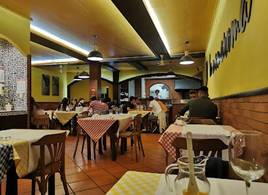 portugal/aveiro/restaurant/la-mamaroma