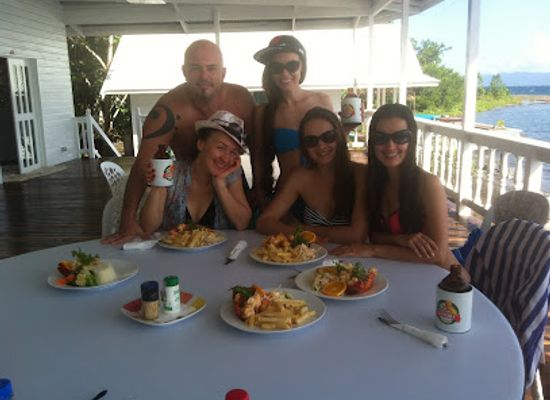 papua-new-guinea/alotau/restaurant/port-of-alotau