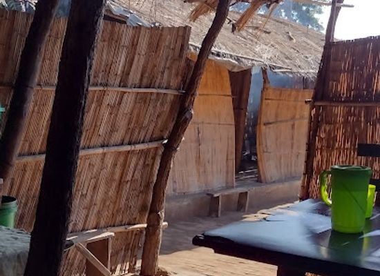 malawi/salima/restaurant/m-chakachina