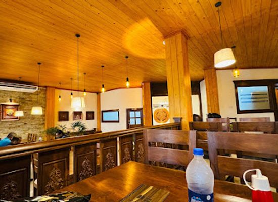 sri-lanka/kilinochchi-district/restaurant/whitestone-bakery-and-restaurant