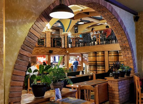 mongolia/mongolian-manchurian-grassland/restaurant/great-mongol-restaurant-pub