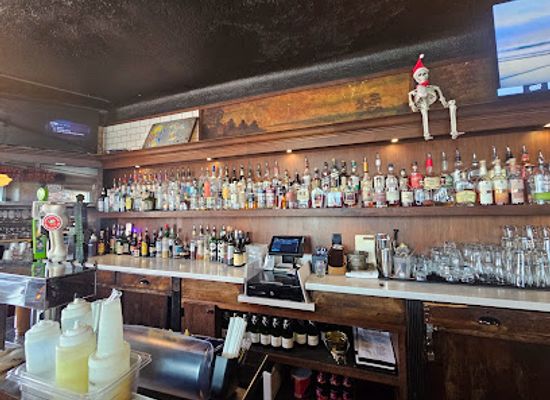ohio/cleveland/restaurant/rowley-inn