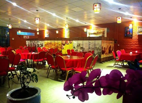 myanmar-burma/delta-region/restaurant/jump-over-restaurant
