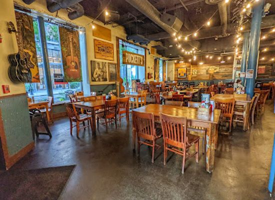 tennessee/nashville-basin/restaurant/puckett-s-restaurant-downtown-nashville