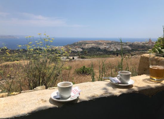 malta/gozo-and-comino/restaurant/fliegu-bar-restaurant
