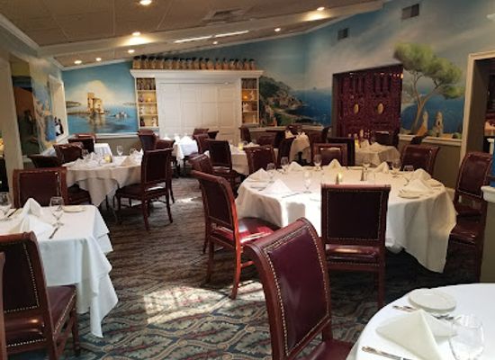 massachusetts/norfolk-county/restaurant/luciano-s-restaurant