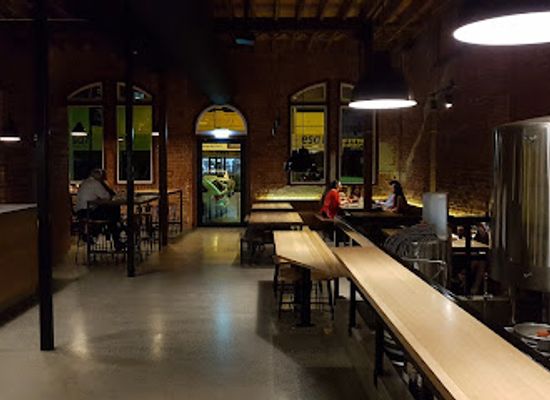 australia/central-queensland/restaurant/headricks-lane