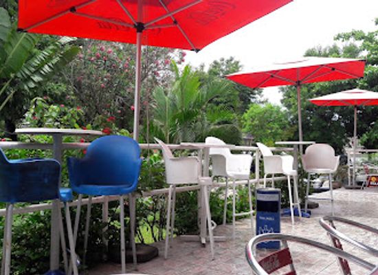 mozambique/sofala-province/restaurant/so-bolos