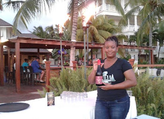 saint-lucia/morne-fortune/restaurant/jc-s-restaurant-bar