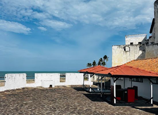 ghana/axim/restaurant/anomansa-restaurant