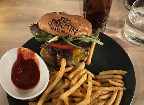 illinois/berwyn/restaurant/jardin-gastrobar
