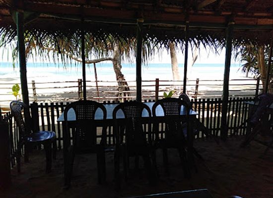 sri-lanka/kalutara-district/restaurant/green-lobster-waskaduwa-seafood-restaurant