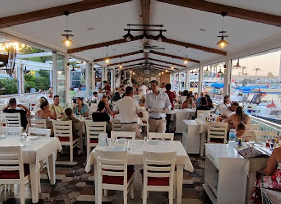turkiye/kusadasi/restaurant/kazim-usta-restaurant