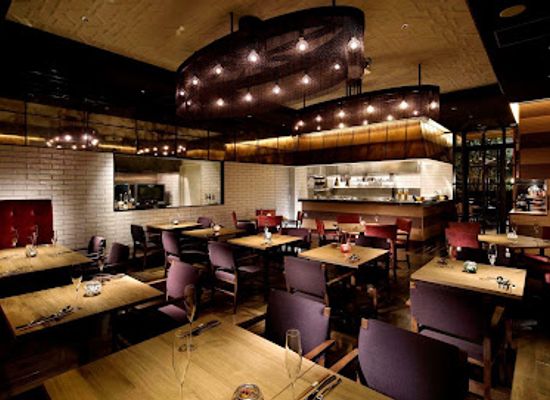 japan/fukuoka/tenjin/restaurant/grand-hours
