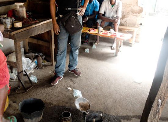 guinea-bissau/gabu-region/restaurant/real-italian-coffee-from-a-pot