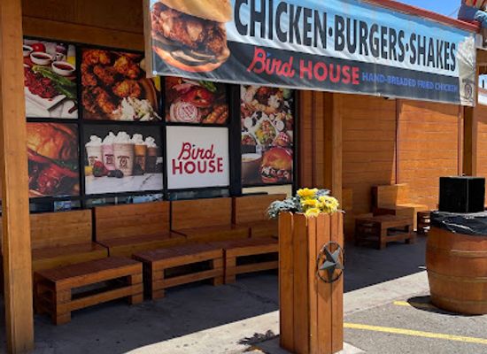 california/mojave-desert/restaurant/bird-house