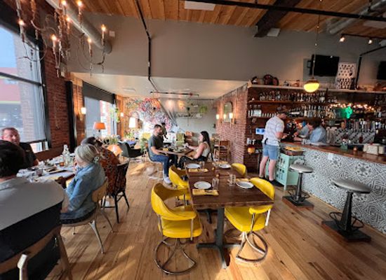 iowa/cedar-rapids/restaurant/lacayo-restaurant