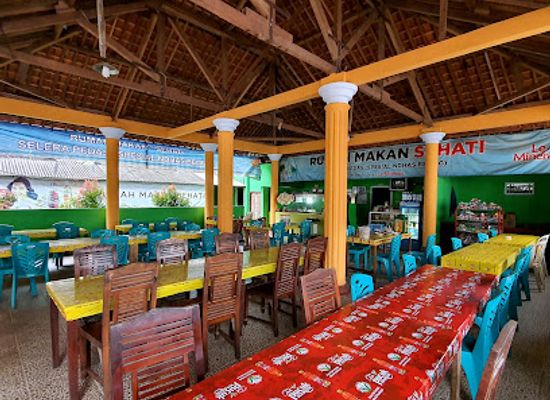 indonesia/java/restaurant/rumah-makan-sehati-borobudur-spesial-ndas-beong