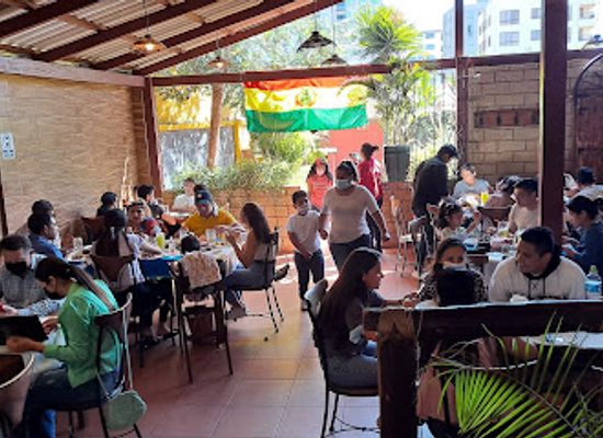 bolivia/cochabamba/restaurant/churrasqueria-bagu
