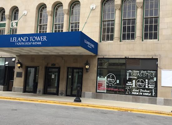 illinois/aurora/restaurant/altiro-latin-fusion