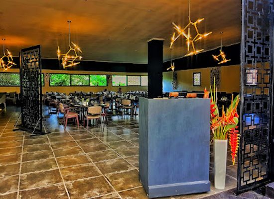 uganda/kampala/kololo/restaurant/izumi-restaurant-lounge