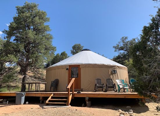 utah/escalante/restaurant/escalante-yurts-near-bryce-canyon
