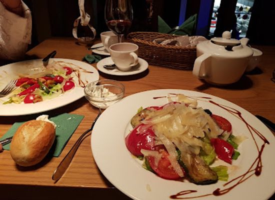 estonia/ida-viru-county/restaurant/parl