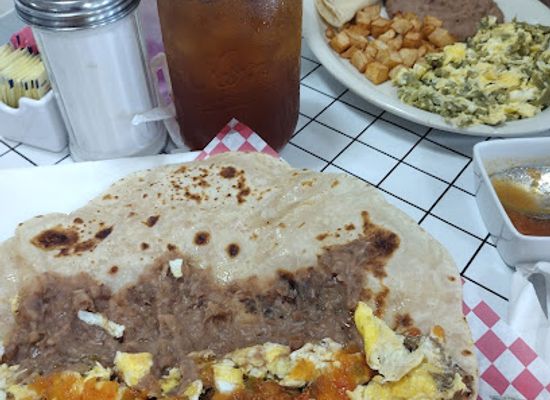 texas/brownsville/restaurant/los-campeones-restaurant