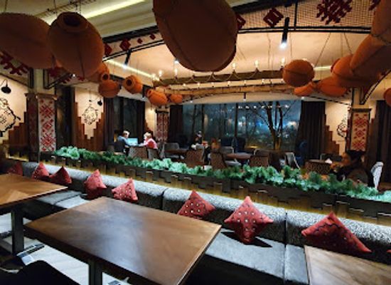ukraine/kharkiv/constitution-square/restaurant/toy-samyy-baranets