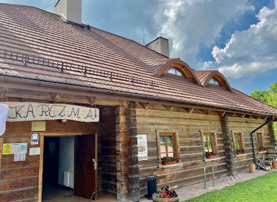 poland/holy-cross-mountains/restaurant/karczma-izba-dobrego-smaku-w-hucie-szklanej