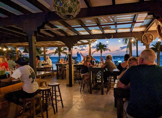 aruba/palm-beach/restaurant/hadicurari