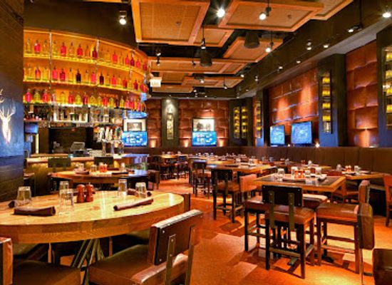 illinois/prairie-state/restaurant/state-and-lake-chicago-tavern