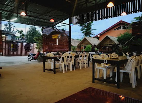 laos/savannakhet/restaurant/ran-sawanhbpengped