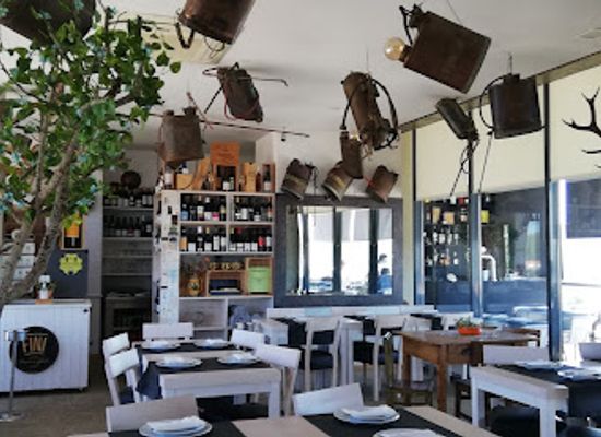 portugal/beira-alta/restaurant/bairro-ao-rio