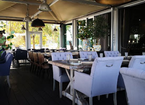 latvia/jurmala/restaurant/laivas-restaurant