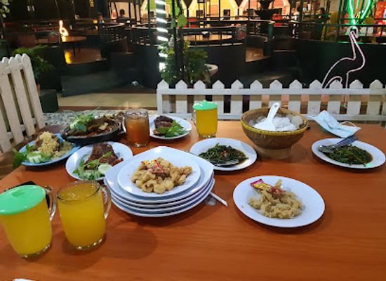 indonesia/east-java/restaurant/dapur-dk-dewi-kahyangan