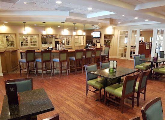 florida/crystal-river/restaurant/west-82-bar-and-grill