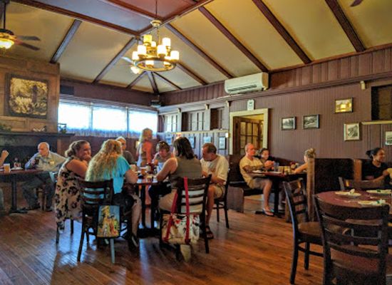 pennsylvania/delaware-valley/restaurant/historic-dimmick-inn