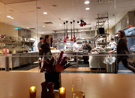 ohio/cleveland/restaurant/table-45