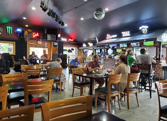 ohio/geneva-on-the-lake/restaurant/sportsterz-bar-and-grill